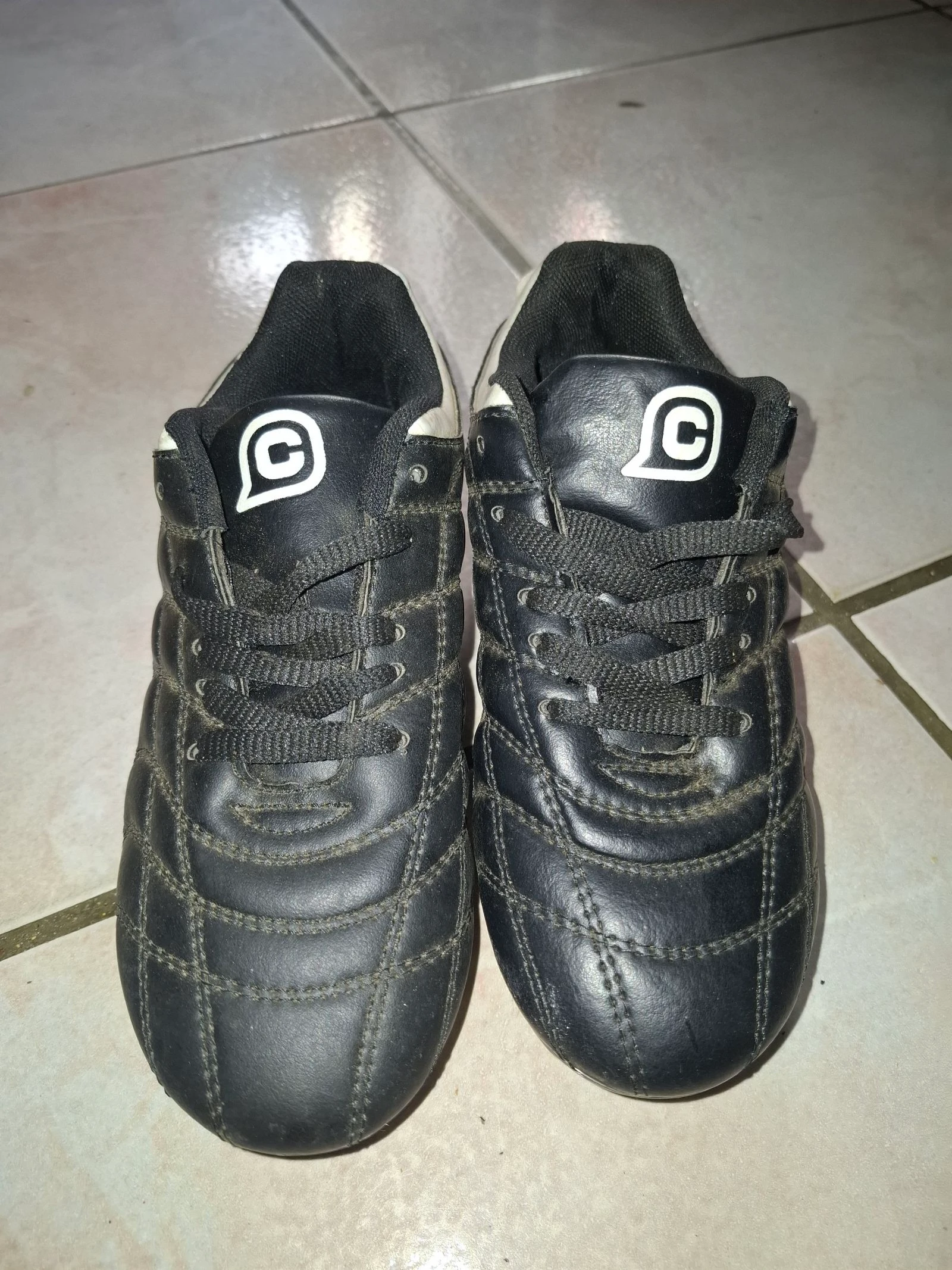 Chaussure crampons 34